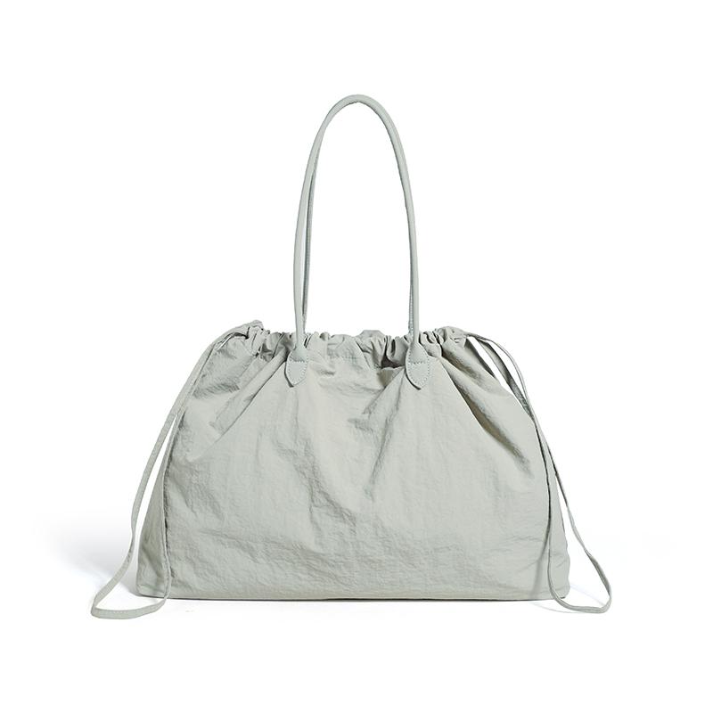 Large Capacity Drawstring Shoulder Bag Sport Lightweight Tote Bag Commuter Travel Storage Bag