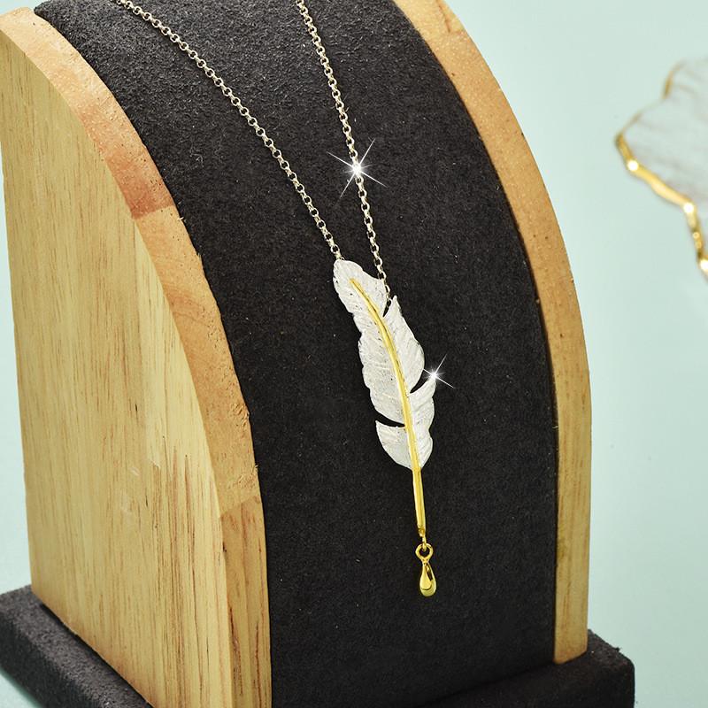 And Fresh Sweet Titanium Steel Side Chain Necklace With Beautiful Leaf And Water Design Drop