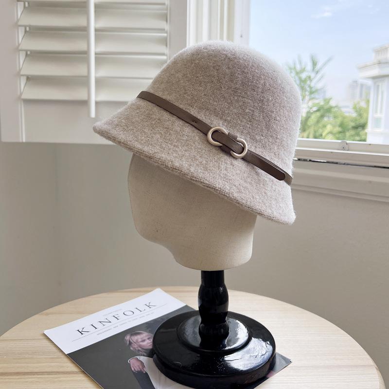 Ullig Baskerhatt för Kvinnor På Hösten och Vintern Koreansk Stil Mångsidig och Ansiktsförbättrande Liten Ullig Cylinderhatt Köldtålig och Varm Fiskarhatt