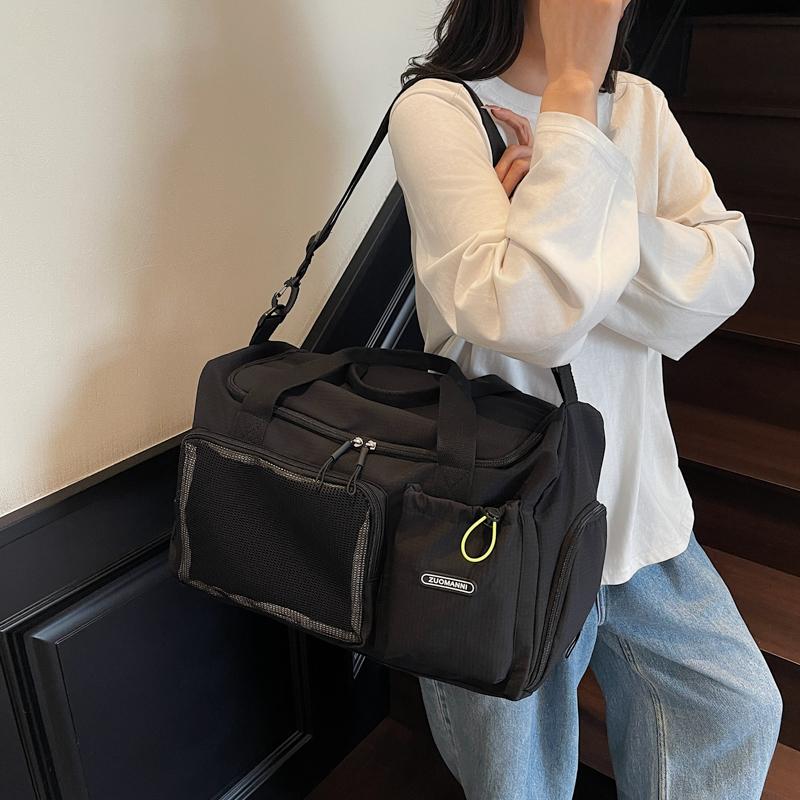 Sports Fitness Bag Wet and Dry Separate Swimming Crossbody Bag Lightweight Large Capacity Short-Distance Travel Shoulder Bag