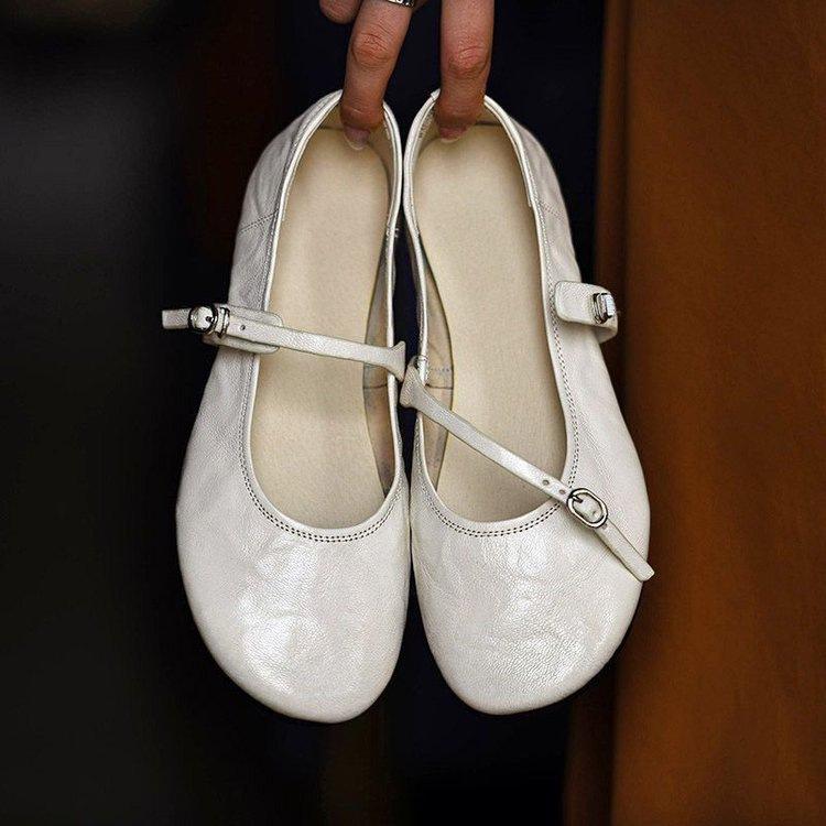 French Retro One-word with Flat Bottom Shallow Mouth Mary Jane Shoes Women's 2025 Autumn New Shallow Mouth Small Fragrant Leather Single Shoes