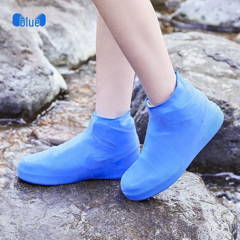 Waterproof, non-slip rain shoe covers for adults; thick, wear-resistant silicone rain boots for outdoor use.