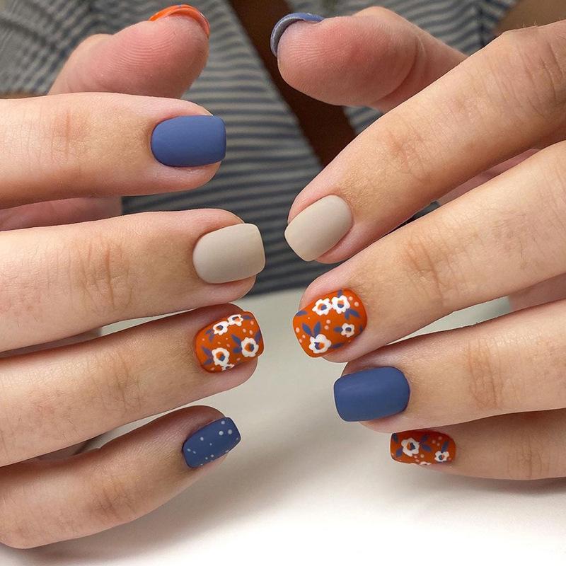European Square Floral Warm-Toned Nail Tips: Enhance Fairness with Blue & Brown Beautiful Detachable Nail Art