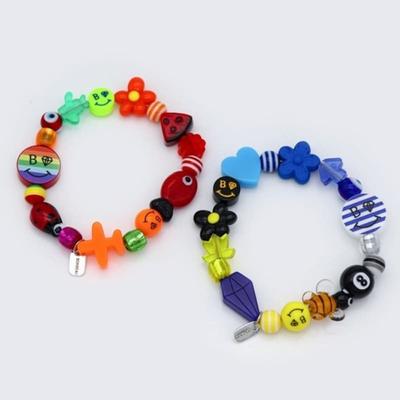 BONBEAU Kitsch Pop bunter Motivemix Armband Einzigartiges Kitsch-Farb-Motiv-Mix Mode-Armband