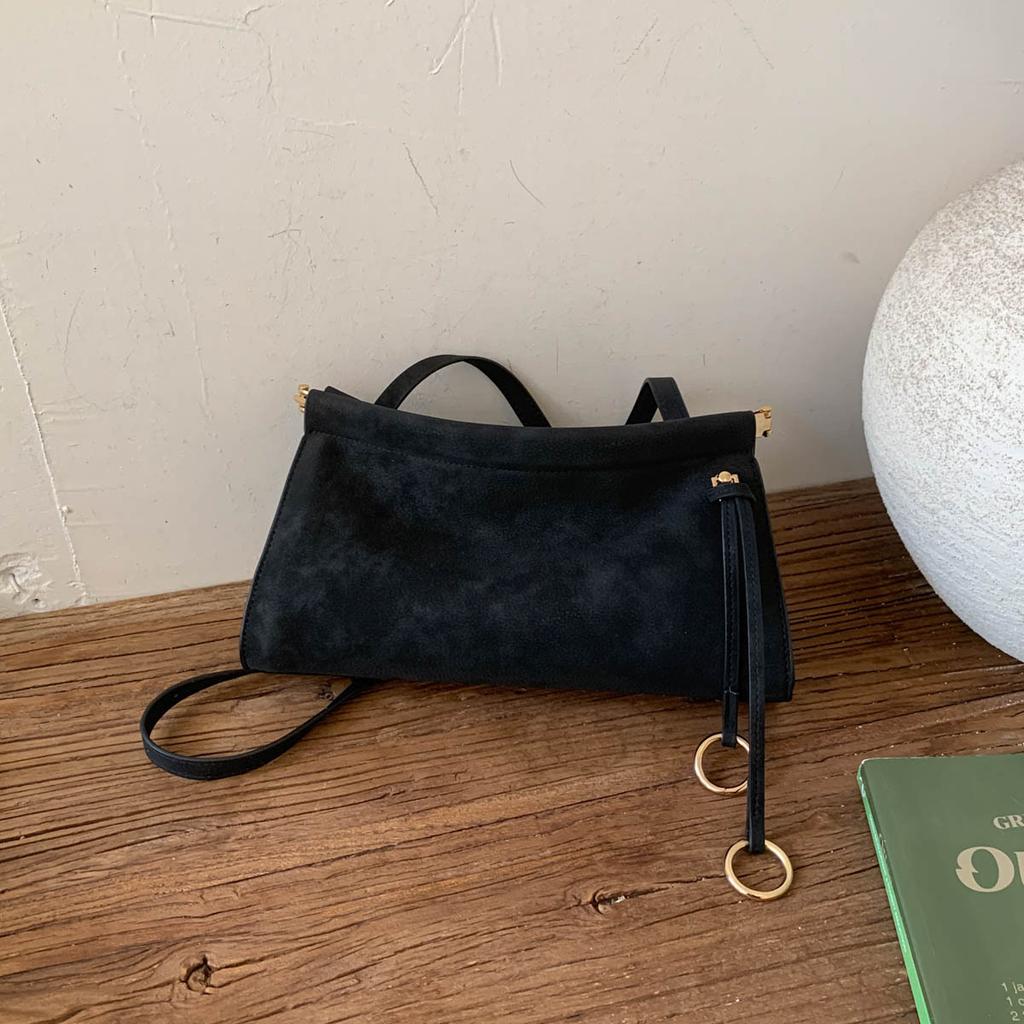 Niche Retro High-end Underarm Bag Women's 2025 New Simple Clip Bag Versatile Single Shoulder Crossbody Pillow Bag