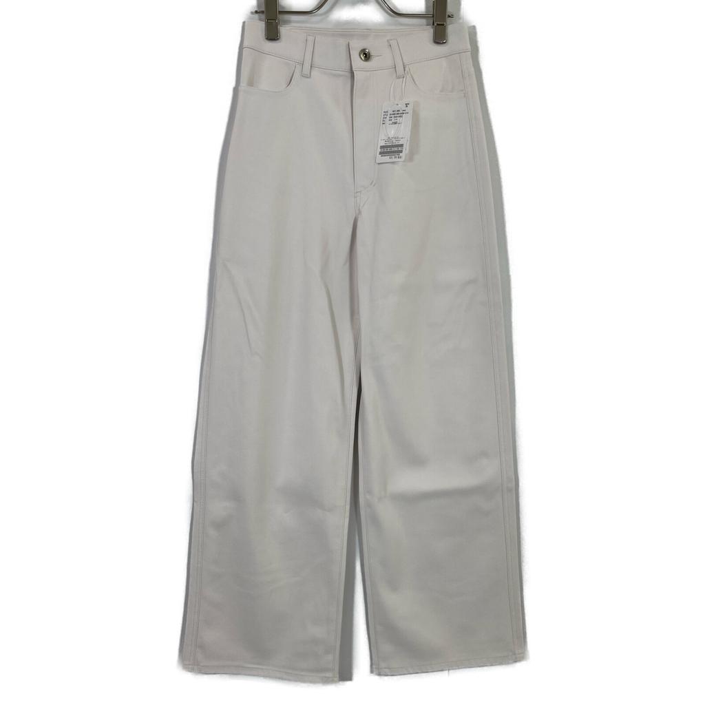 MUSE 23 year old white fake leather flare pants Bottoms 34 whiteUsed