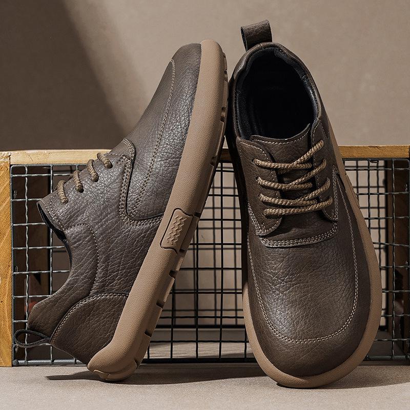 Men's Wide Head Leather Slip-on Retro Casual Shoes
