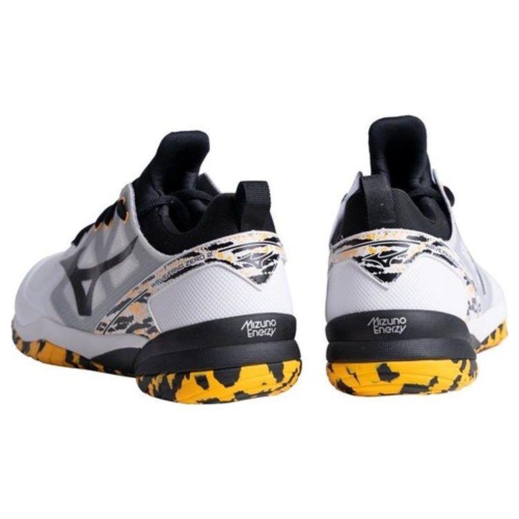 Mizuno Wave Fang Zero Chaussures de Badminton Confortables pour le Quotidien Amorti Durable Coupe Basse Chaussures Unisexe Blanc Noir Jaune 71GA219000