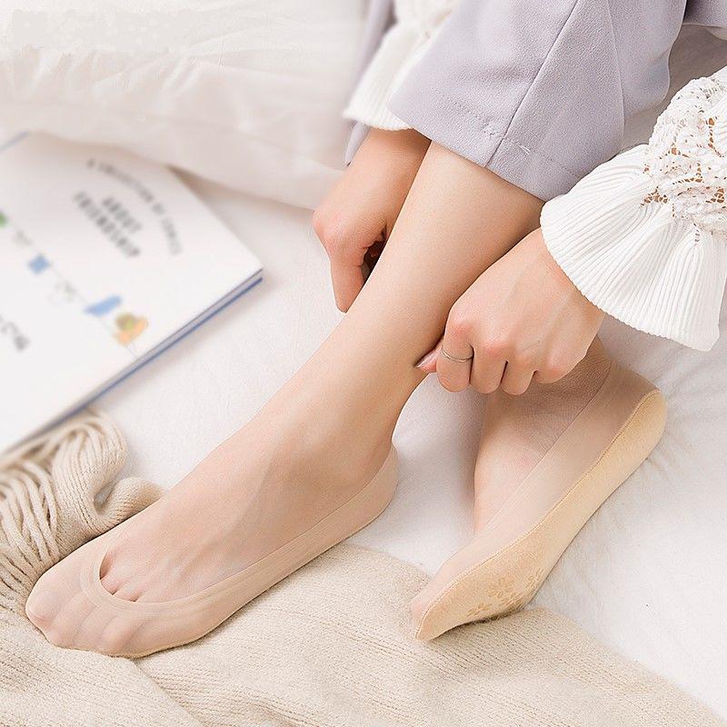 Women's Summer Ice Silk Low-Cut Invisible Lace Socks - Breathable, Anti-Slip, Super Thin