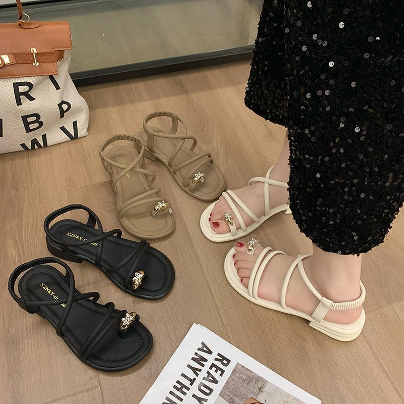New Roman soft-soled outer wear summer flat-soled skirt beach sandals style with 2025 fairy set toe sandals female rhinestones
