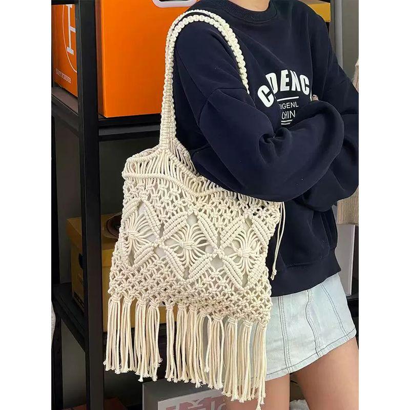 

Bai Tiya Retro Hollow Cotton String Handmade Solid Woven Bag Large Capacity Tassel Bag Bohemian Shoulder Bag White