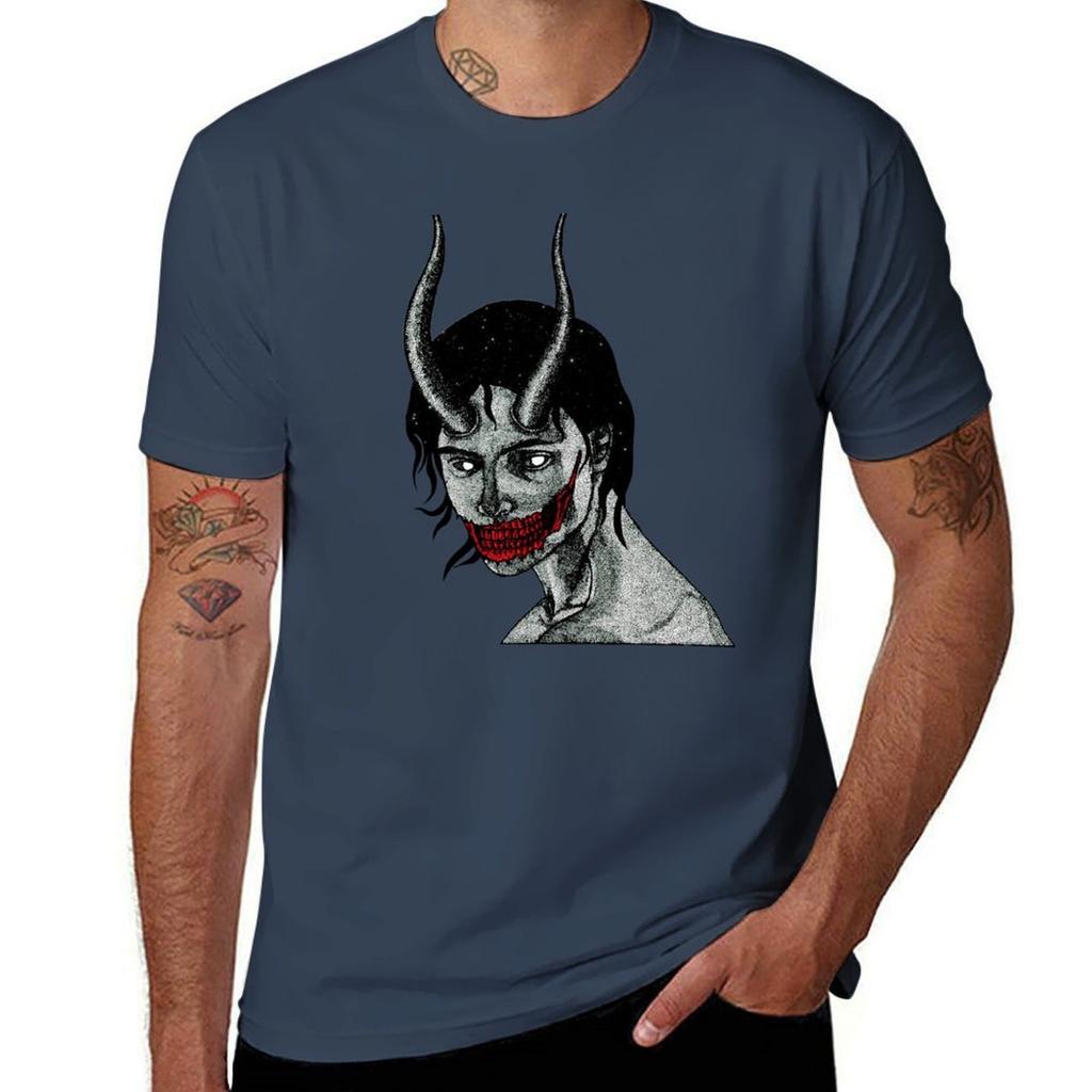 The Smiling God Tshirt Sports Basic Short Sleeve Tshirt