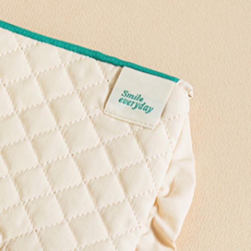 Daiso Frill Square Pouch
