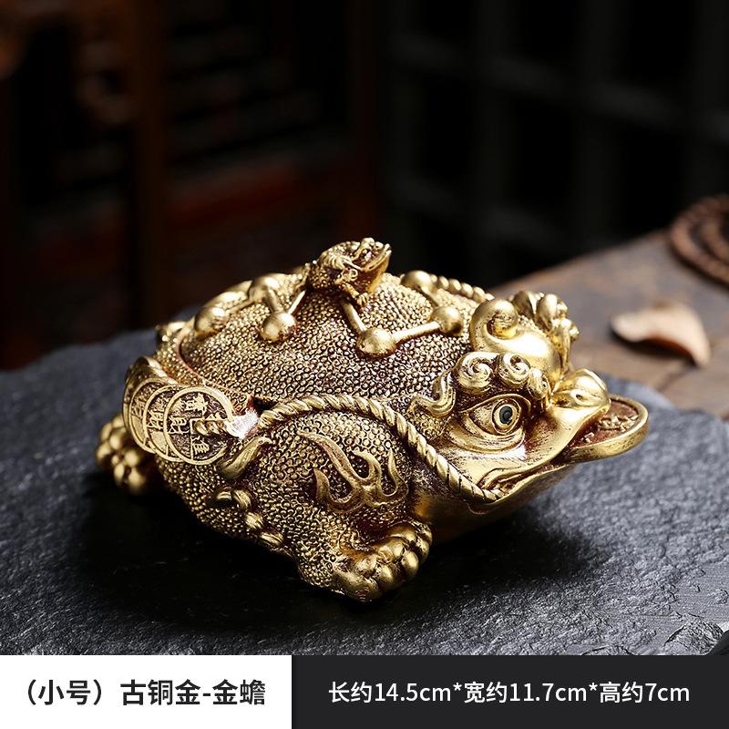 Resin Creative Ashtray Golden Toad with Lid Chinese Style Anti Fly Ash Household Decoration Tea Table Ashtray