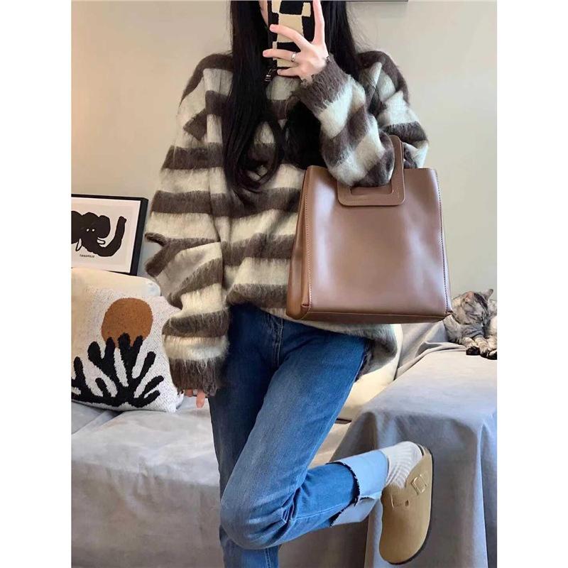 UR Niche Design New Women's Autumn and Winter High-end Retro Portable Tote Bag Large Capacity Shoulder Messenger Bag