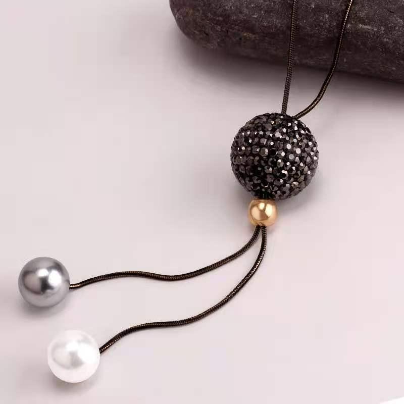 Long Section Rising Leaves Pearl Fringed Sweater Chain Women's Versatile Korean Version Personalized Accessories Necklace Four-leaf Clover