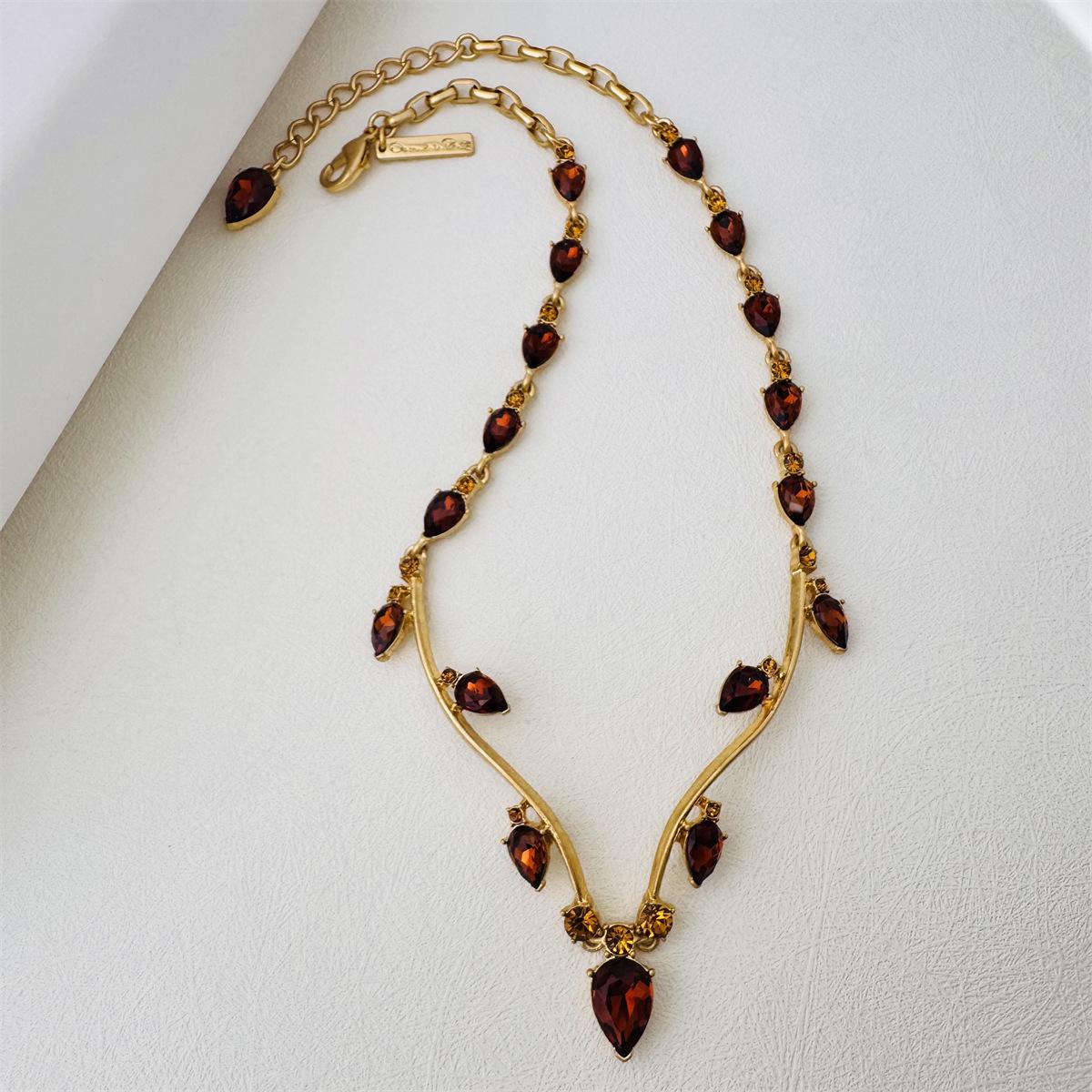 

ODLR Retro Gold Crystal Vine Necklace - High-End European & American Design