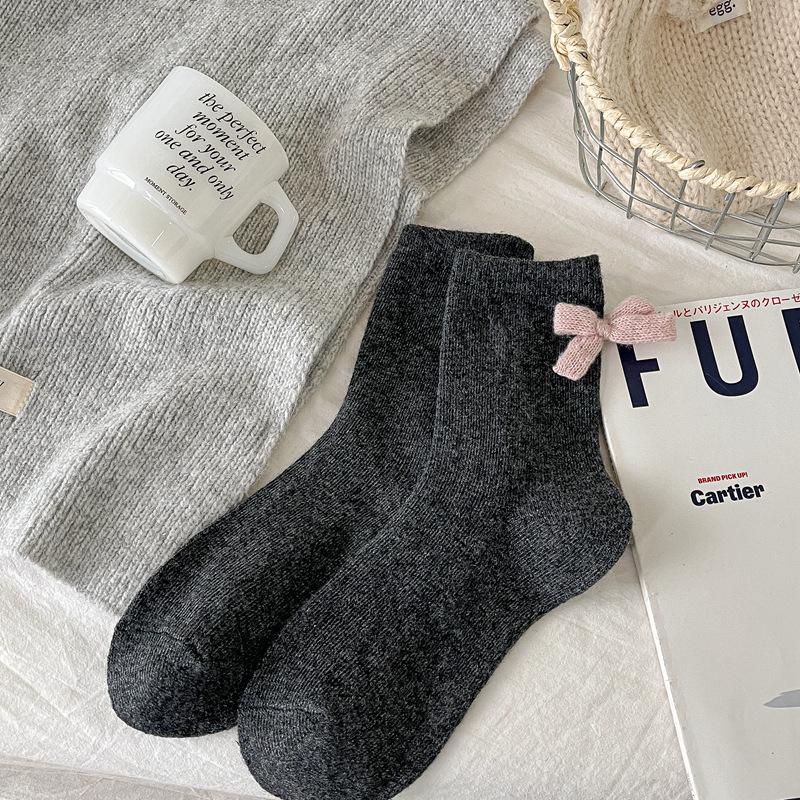 10Pair Korean Socks Women S Autumn And Winter Warm Wool Tube Socks Bow Japanese Miu Stacking Socks Women S Simple Cashmere Socks One size fits all