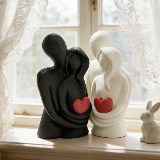 3D Printed Hugging Couple Figurine Valentine's Day Love Heart Couple Statue Home Office Desktop Decoration Ornament