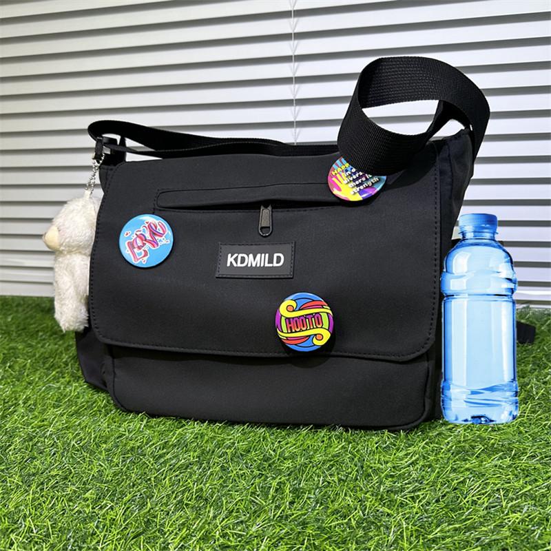 Waterproof Oxford Shoulder Bag, Flip Zipper Teen Men'S Messenger Bag, Student School Bags Badge Pendant, Versatile Crossbody Bag