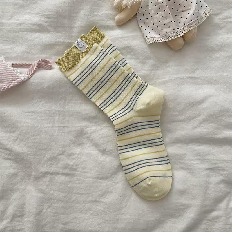 

Striped Kitten Mid-Calf Socks - Trendy Japanese Cotton for Spring and Summer, Unisex Sports & Student Style One Size