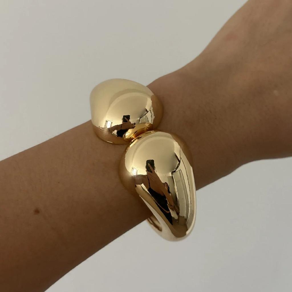 DIEZI Hip Hop Exaggerated Gold Color Metal Cuff Bangles for Women Men Gift Punk Geometric Water Drop Bracelet Party Gift Jewelry