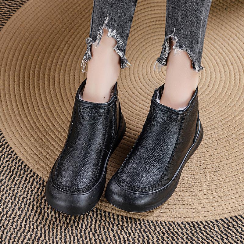 Women's Boots 2026 New Soft Soled Leather Flat Bottomed Retro Comfortable Short Boots Anti Slip Round Toe Single Boot