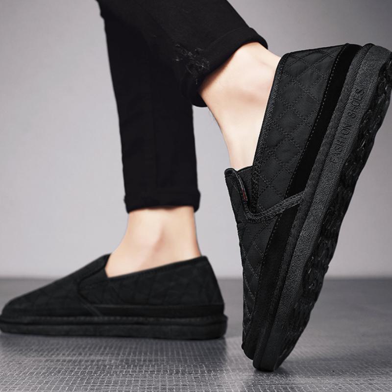 Fashion Winter Cotton Men Shoes Warm Slip on Lightweight Flat Shoes Plush Bedroom Home Cotton Loafers Winter Warm Shoe Zapatillas Hombre