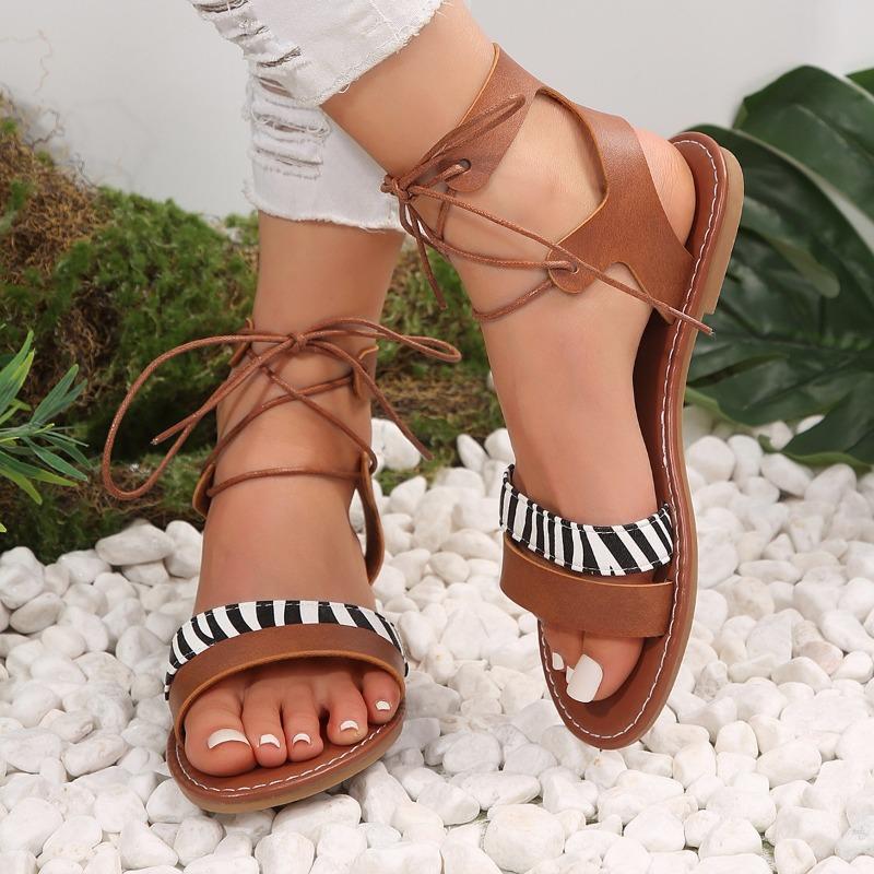 Large Size Strap Flat Sandals Women's New Leopard Print Round Head Ankle Ring Lace-up Casual Beach Women's Shoes