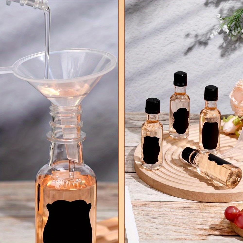 50 ks Mini plastové lahvičky na likér, 2oz lahvičky na panáky s uzávěry Malé plastové lahvičky na alkohol Potravinářské nepropustné nádoby