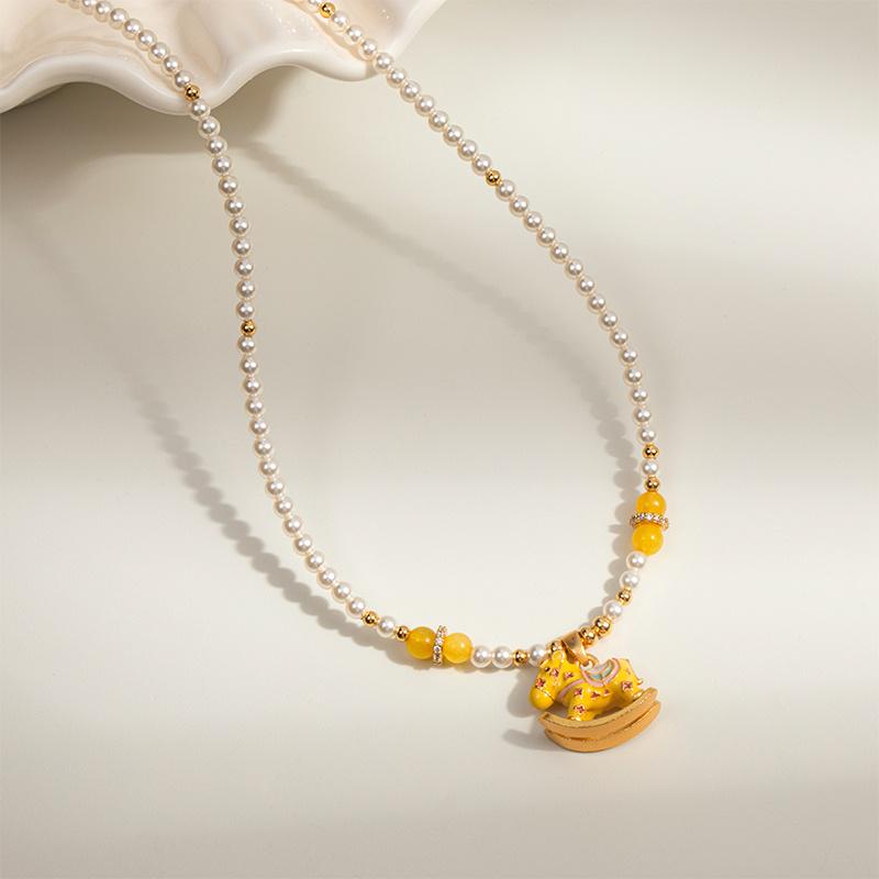 Yellow Enamel Pearl Rocking Horse Necklace - Light Luxury High-End Clavicle Chain