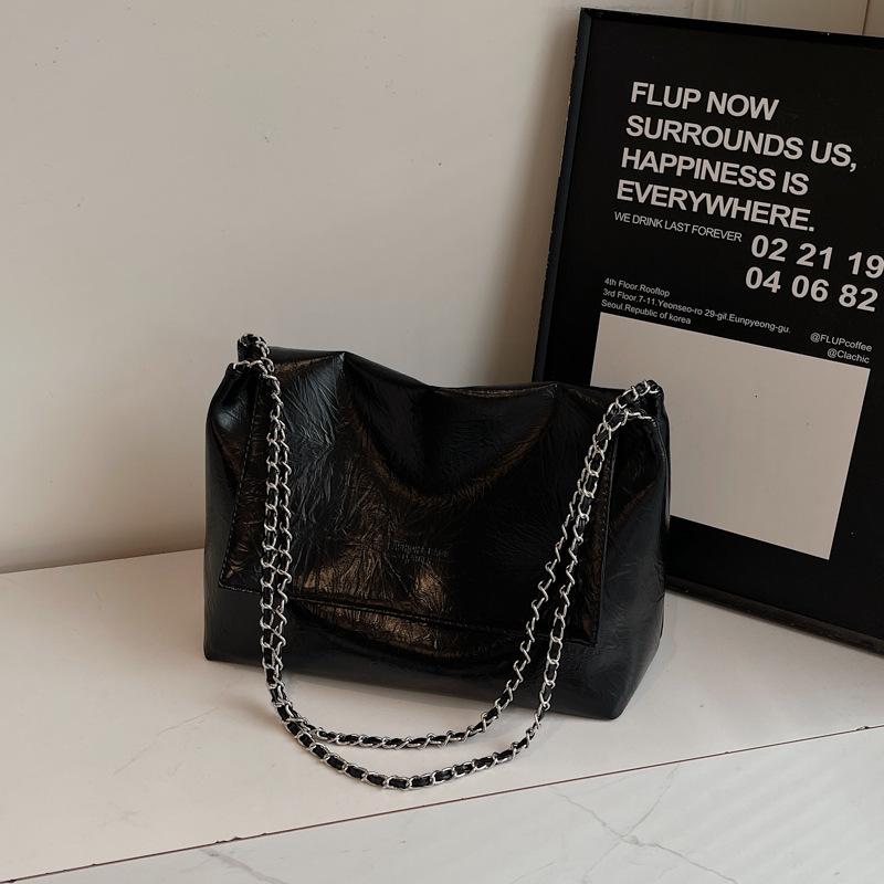 

Простые универсальные женские сумки через плечо из ПУ кожи, большая вместимость, женская сумка-тоут с цепочкой, студенческий стиль, сумки для девушек на занятия