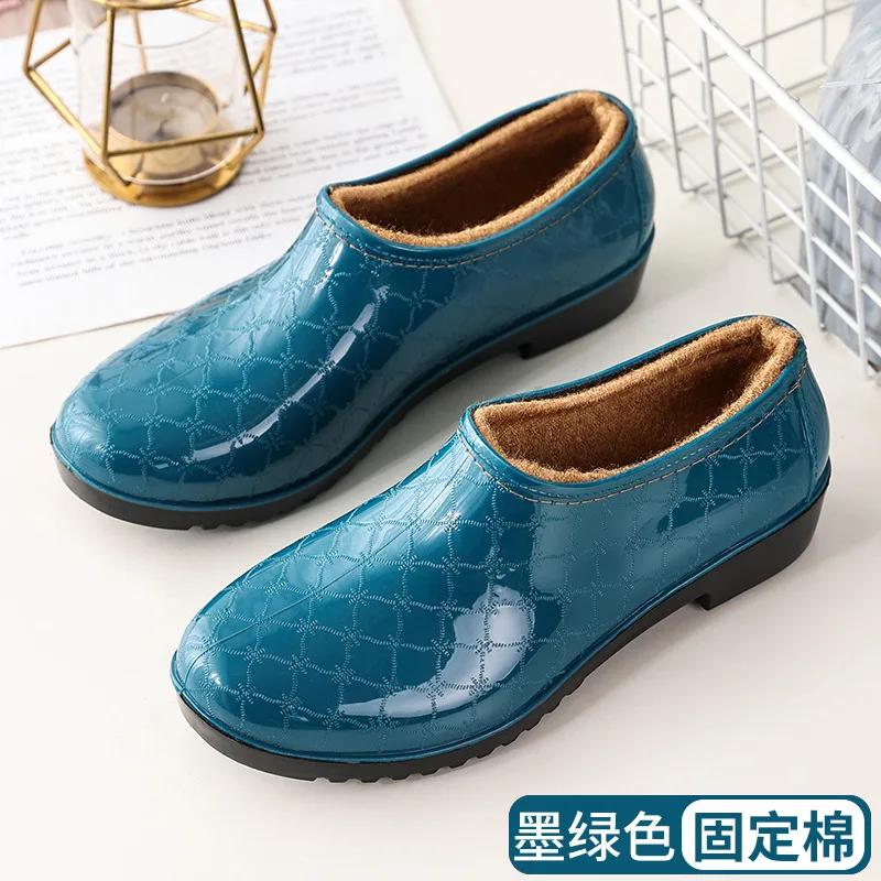 Fashion 2024 New Style Rain Boots for All Seasons Waterproof Rain Boots Plus Velvet Warm Work Car Wash Shoes Kitchen Work Rain Boots