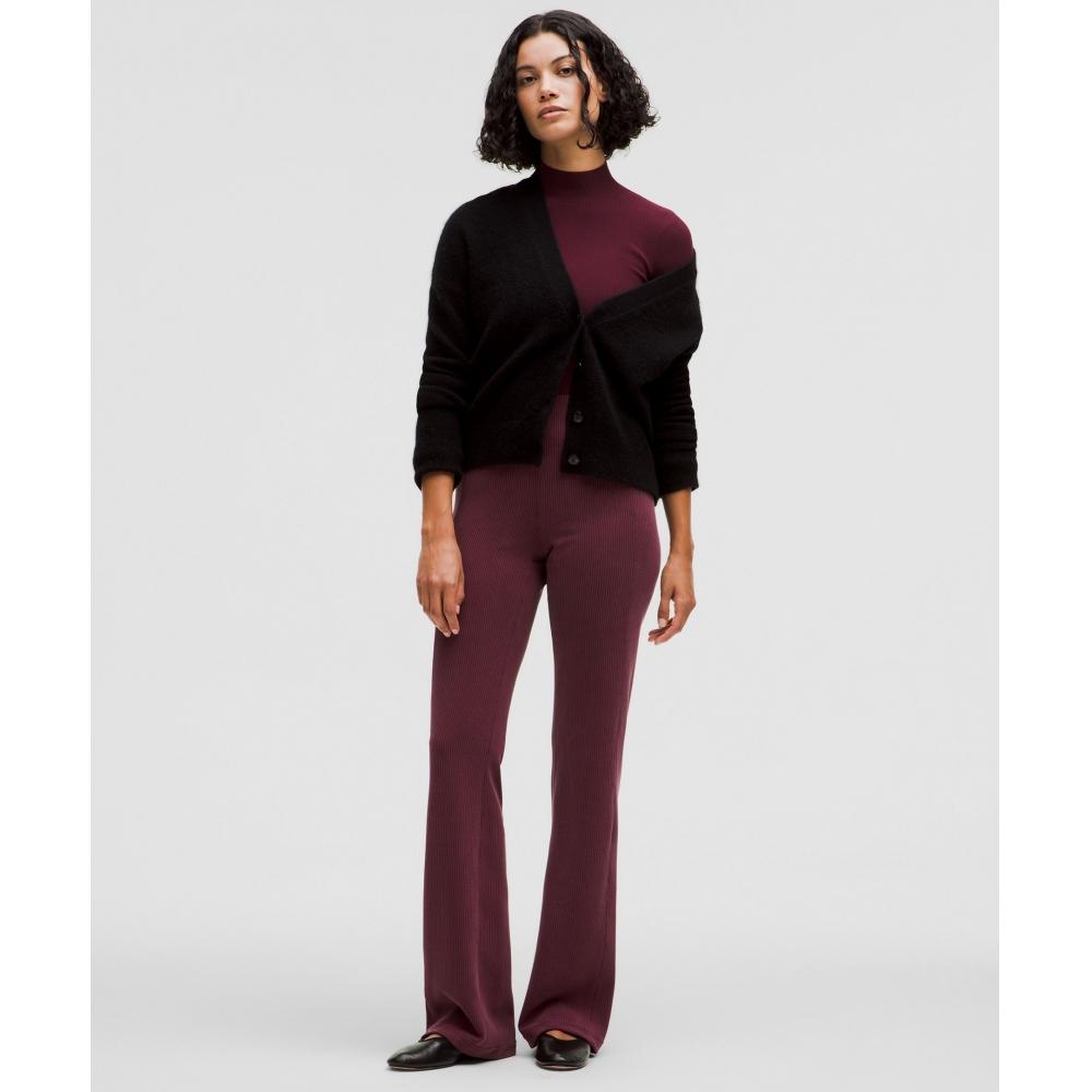 Lululemon Calça Flare Ribbed Softstreme Regular Garnet