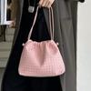 Nová dámská ručně vyráběná taška typu "bucket bag" z pravé kůže, se stahovací šňůrkou, plisovaná, tvar oblaku, jednoduchá, šťastná taška, taška přes rameno