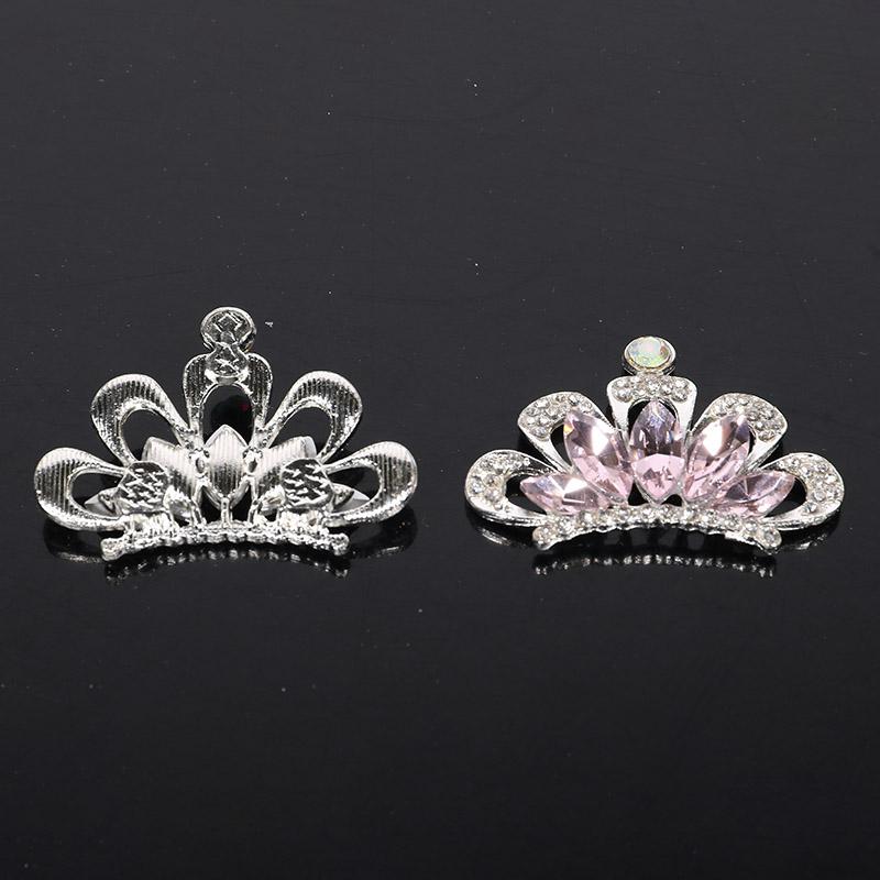 2018New 30Pcs Crystal Horse Eye Crown Rhinestone Buttons for DIY Accessoriess or DIY Phone Case Decoration BD50