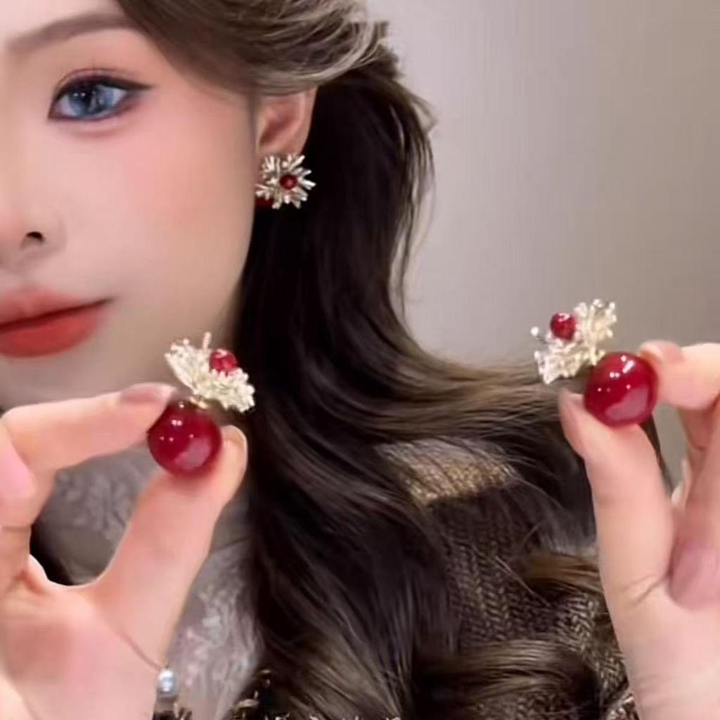 2026 Red Firework Beaded Earrings: Stylish & Luxurious High-End Accessory for Autumn/Winter