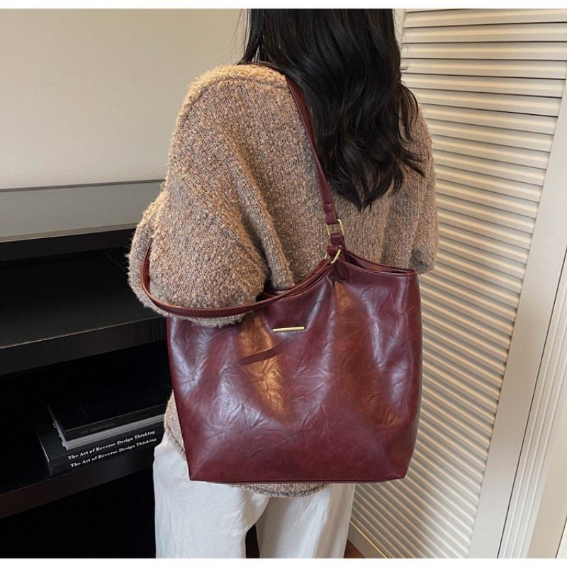 Large-capacity Bag Women's Autumn and Winter Versatile New Simple Shoulder Bag Retro Casual Commuter Tote Bag