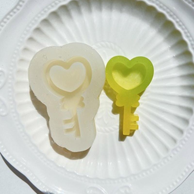 Resin Shaker Mold DIY Cute Heart Quicksand Resin Casting Epoxy Mold Jewelry Shaker Silicone Mold for Pendant-Decor Craft