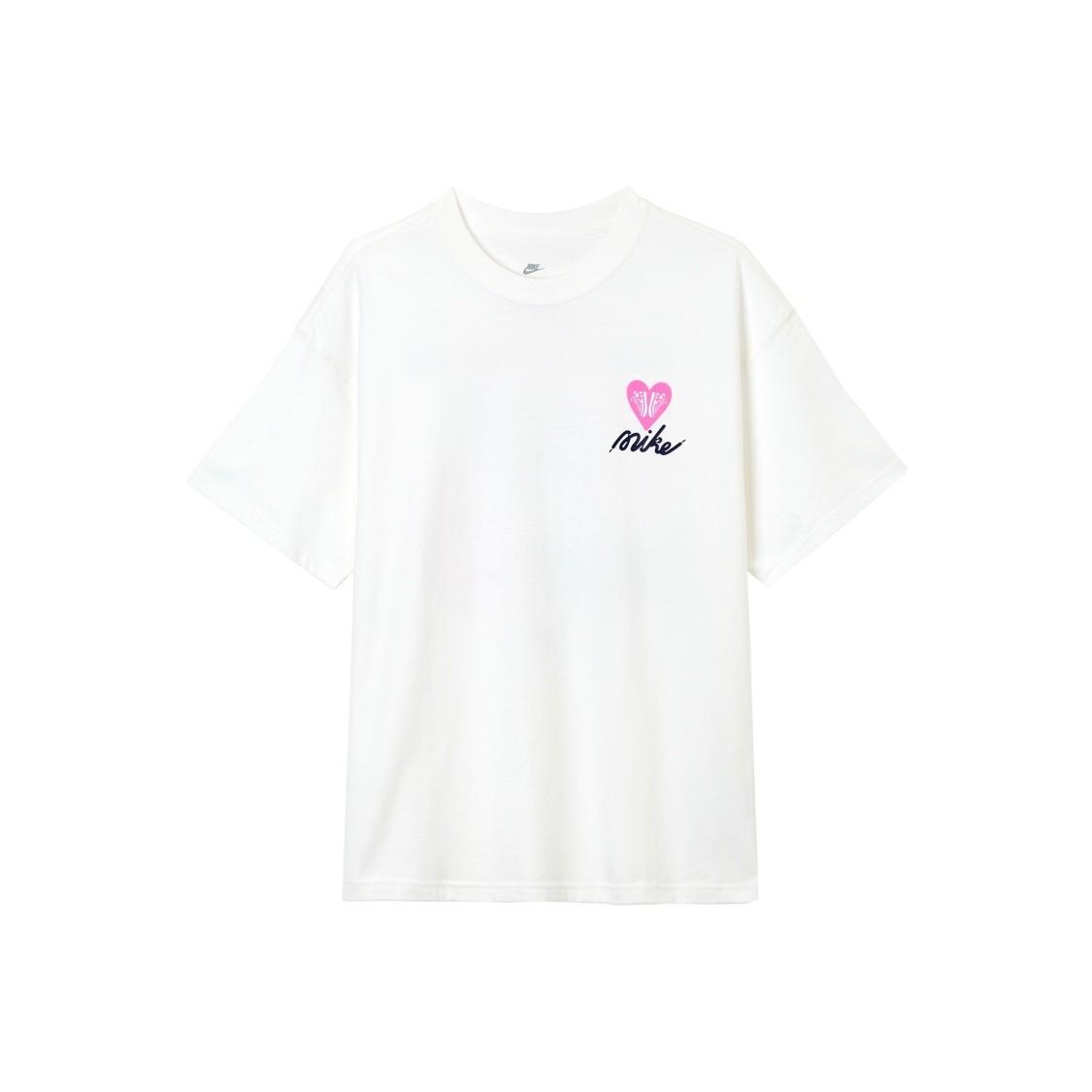

Nike Men s Loose Fit Breathable Heart Print Short Sleeve T-Shirt in White XL