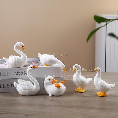 1pcs Ceramic Duck Tea Pet Home Desktop Decorations Cute Tea Ornaments Can Raise White Ducks Landscaping Small Animal Handicrafts