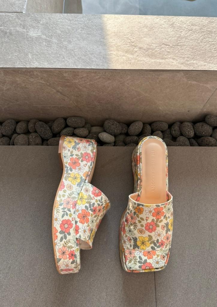 In The Balcony Blossom Buzz Platform Sandal Slippers 5.5Cm