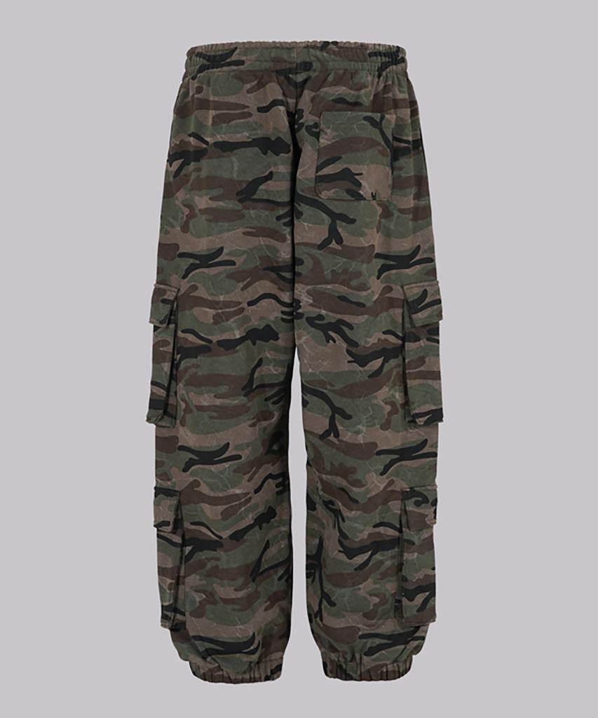 Koneobeulleseu Camo Wide Sweat Jogger Pants