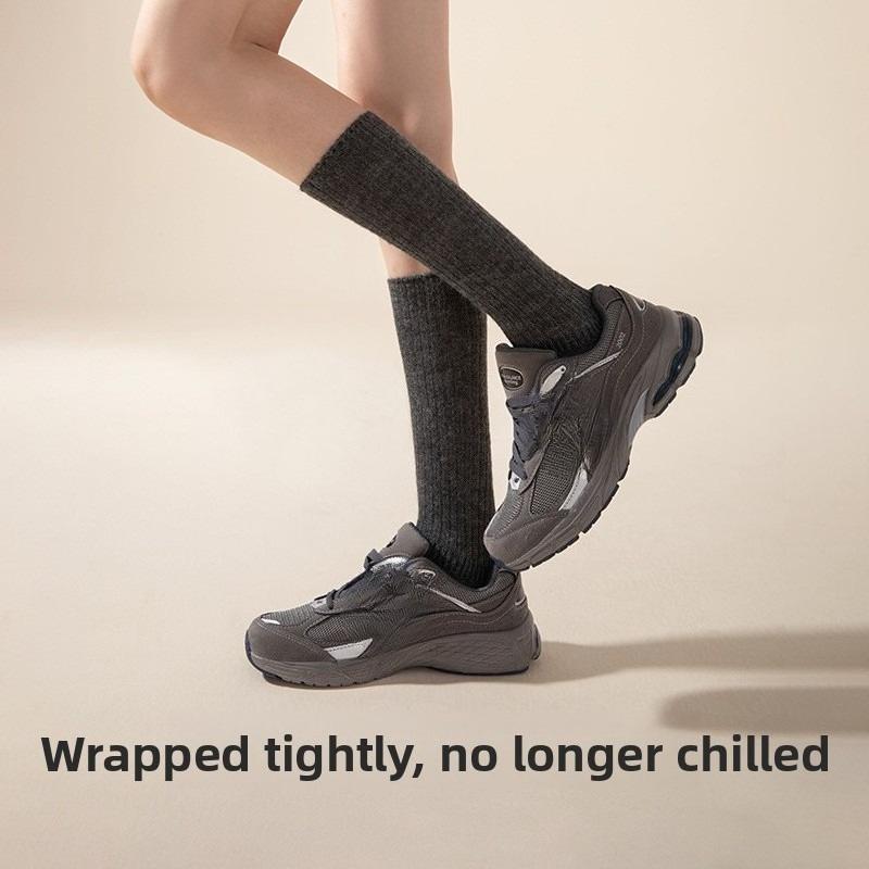 Grey Pile Socks - Trendy, Simple, Warm Long Socks for Autumn and Winter, with Added Padding and Thickened Design for A Comfortable Fit on The Feet.