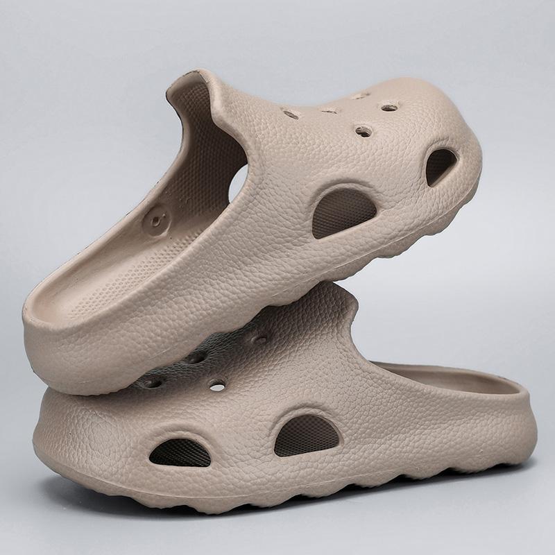 Fashion Mules Slippers For Men shoes 2025 trend Outdoor Slippers Indoor Sandals Slides EVA Soft Non slip Cozy Cloud Feeling