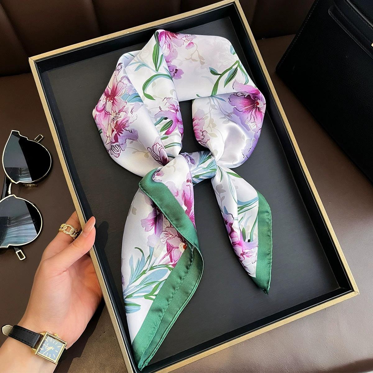 

Luxury Print Satin Silk Imitation Square Scarf Women Shawl Hijab Neckerchief Female Hair Ribbon Headband Fashion Wrap Bandana 70x70cm