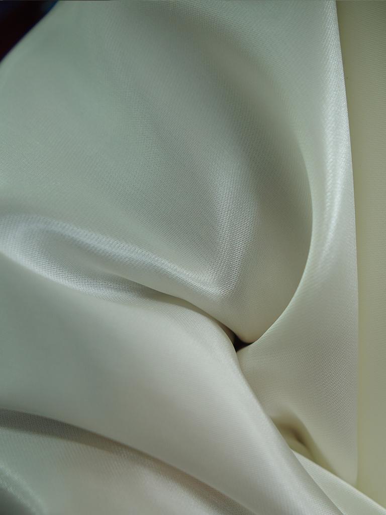 Drapery-textured Glossy Solid-color TR Satin Fabric Suitable for Wedding Dresses Formal Gowns and Designer Clothing Fabrics