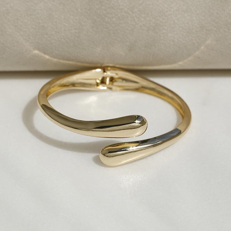 Stainless Steel Wide Bangle for Women Gold Silver Chunky Waterdrop Open Thick Irregular Bracelet Fashion Jewelry Gifts