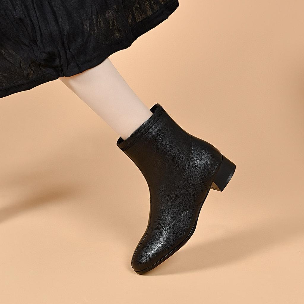 Fashion Boots Women's Autumn and Winter Simple Temperament Round Head Thick Heel Straight Boots Two Kinds of Height Leather Boots Women's Boots