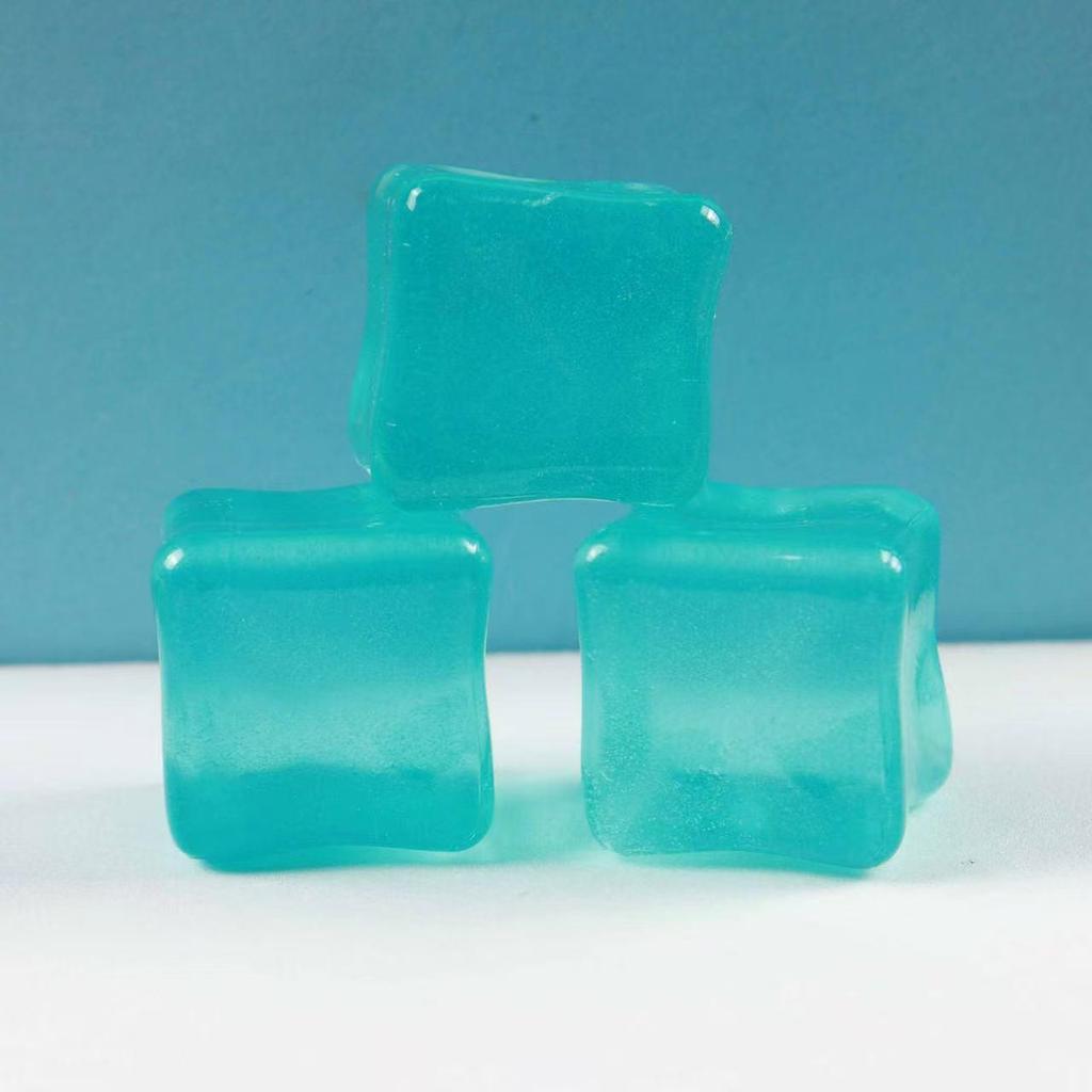 Trendy Simulation Transparent Colored Ice Cube Phone Case Keychain with Crushed Ice DIY Micro Landscape Decor